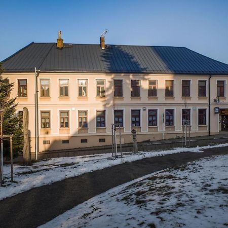 Apartman Hotel Vomocil Bystre Exterior foto