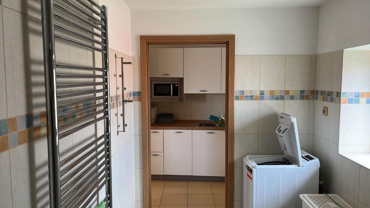 Apartman Hotel Vomocil Bystre Exterior foto